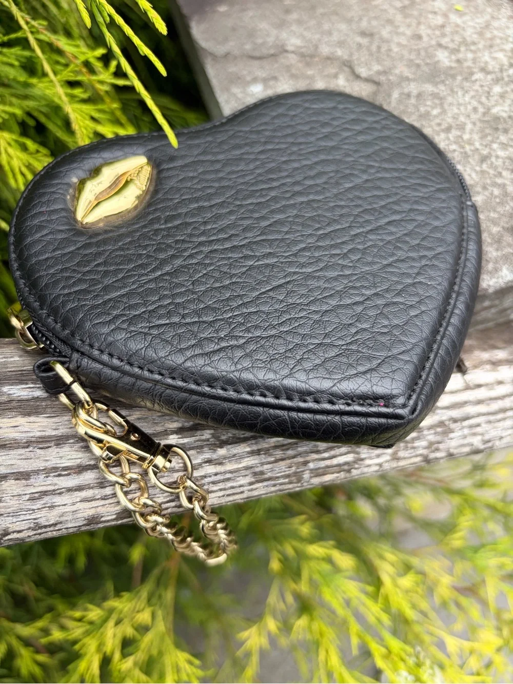 Juicy Couture Heart Wristlet Beauty Bundle